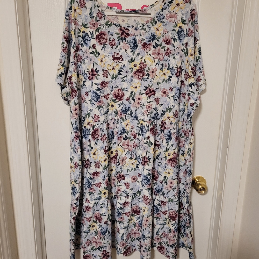 (4X)  Short Sleeeve Dress